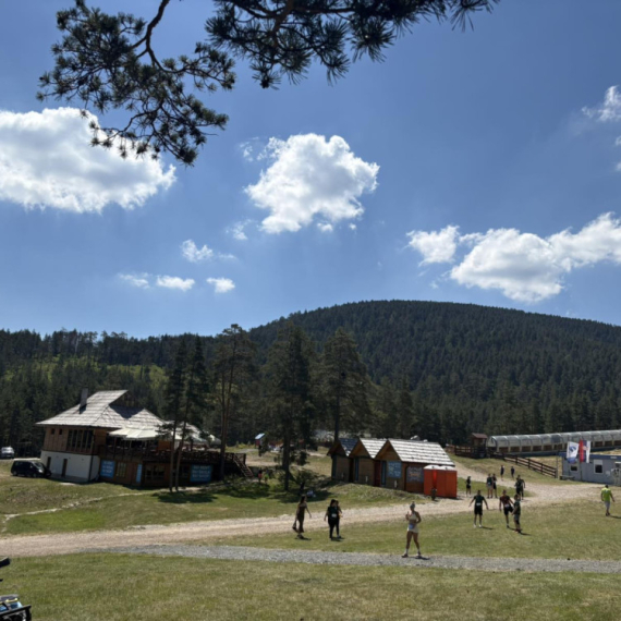 Počela nova letnja sezona na Zlatiboru: Gondola, bob, bioskop pod zvezdama i veliki popusti za goste FOTO