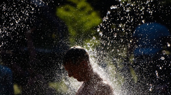 RHMZ issues Red Weather Alert: Severe heatwave incoming