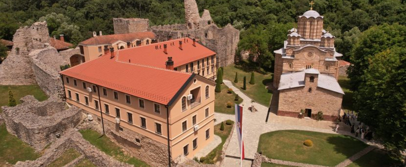 Car Lazar podigao ovu svetinju za spas duše: Vernici tvrde da se ovde dešavaju čuda FOTO