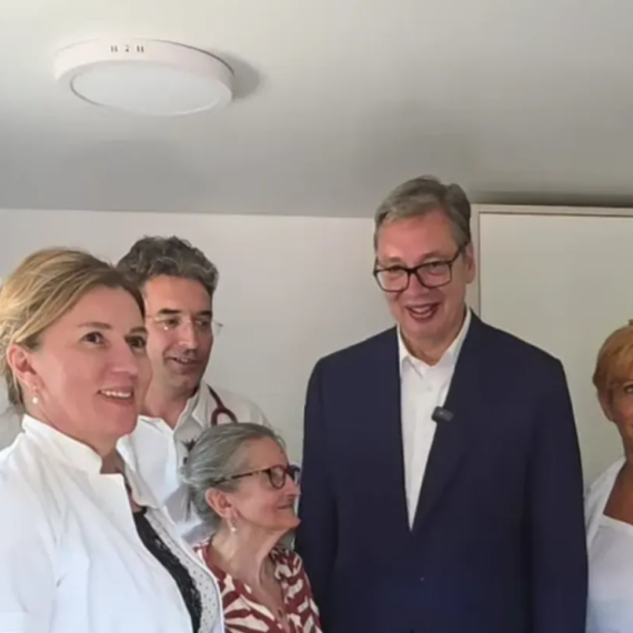 Stigla mobilna ambulanta; Vučić sa narodom u Senjskom rudniku: "Da sačuvamo živote, borba za ljude" VIDEO