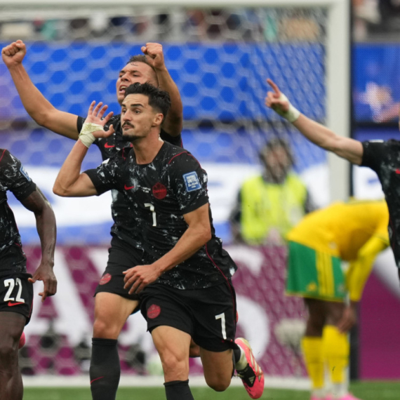 Promašaji, pa istorijski gol u nadoknadi – Kanada u osmini finala!