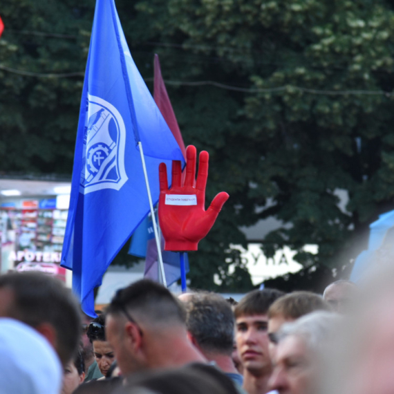 Aida Ćorović razočarana skupom u Kraljevu: "Baljezgarije s kraja osamdesetih i džiberska svest"
