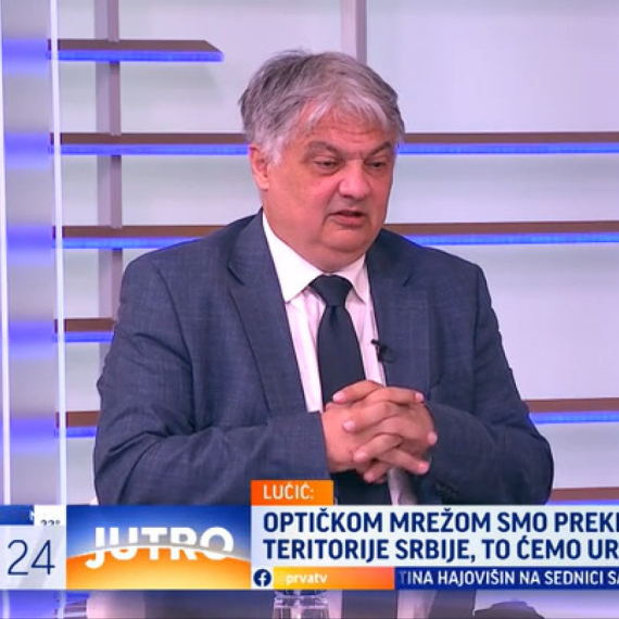 Lučić: "Ukidanje rominga sa EU u završnoj fazi"; "Telekom ušao na tržište Slovenije" VIDEO