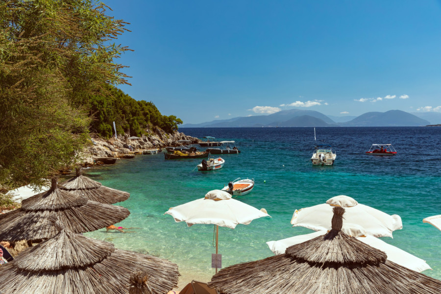 Na ovim plažama na Lefkadi ne morate da brinete zbog talasa: Tirkizno, mirno more i beli pesak FOTO