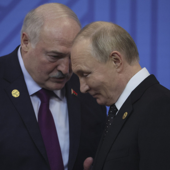 Raskol na vrhu: Lukašenko strahuje od likvidacije?; "Putin ga 'drži na nišanu'"