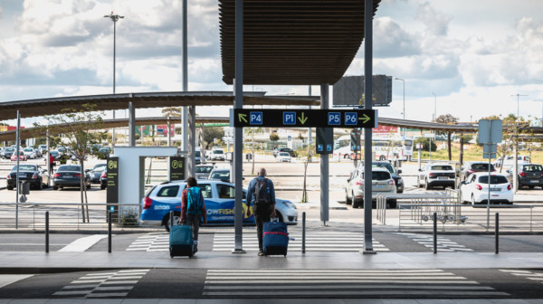 Ostavio automobil na aerodromu čak šest godina: Sada ga očekuje paprena kazna