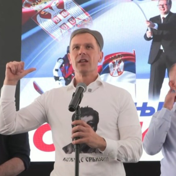 Mali sa građanima u Batočini: "Borimo se za svakog čoveka u Srbiji. Zajedno ćemo pobediti"; "Dođite na EXPO"