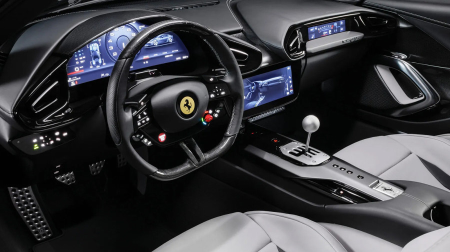 Ferrari spojio prošlost i budućnost: Ručni menjač koji zapravo nije ručni FOTO