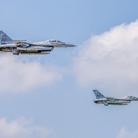 Uzbuna na Arktiku: Ruski avion bacio sonarne bove blizu britanskog nosača; Podignuti lovci FOTO/VIDEO