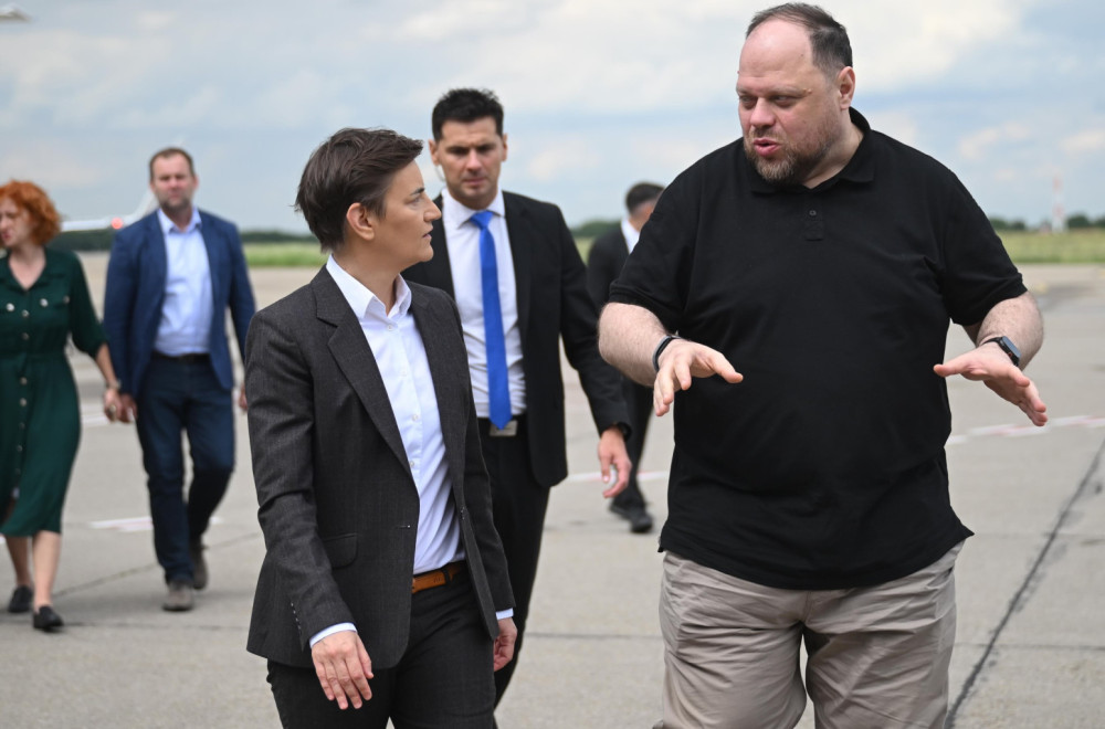 Brnabić na aerodromu dočekala predsednika Vrhovne Rade Ukrajine FOTO