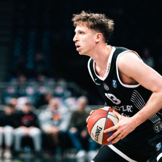 Partizan se rastao sa još jednim košarkašem