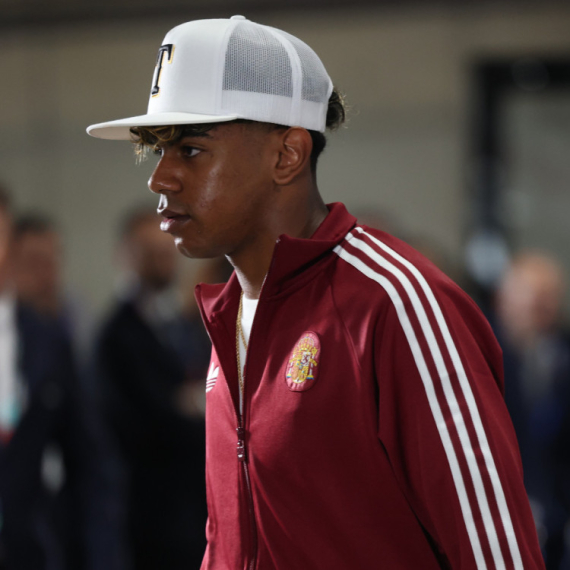 Sudar titana – Ronaldo na Jamala, stigli sastavi!