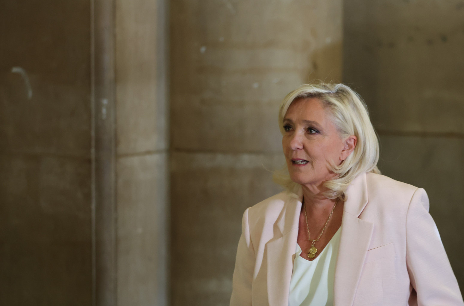 Ovo je kraj za Marin Le Pen? FOTO