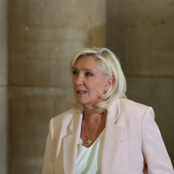 Osuđena Marin Le Pen FOTO
