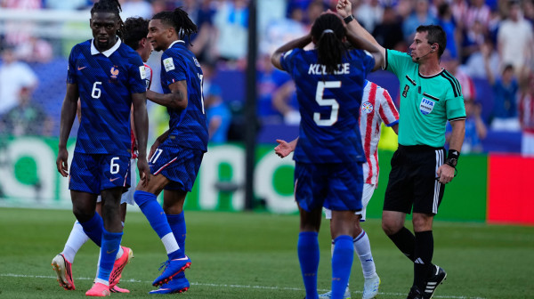 Amerikancu da, Francuzu ne – FIFA donela novu spornu odluku