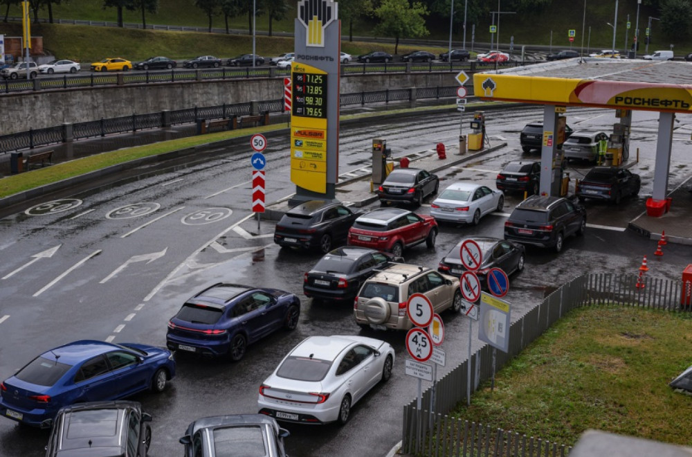 Rusija ostaje bez goriva: Vlasti kažnjavaju građane koji se bune