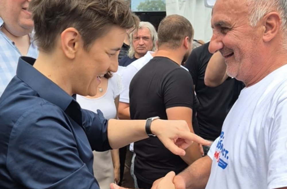 Brnabić u Crepaji: "Naša politika je ujedinjena Srbija, potpuno drugačija od blokaderske" FOTO