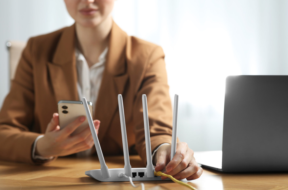 Gde grešite sa Wi-Fi signalom? Kako pravilno okrenuti antene na ruteru