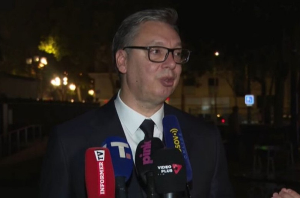 Vučić iz Pariza: "Prvi predsednik u istoriji Srbije koji je pozvan na ovakvo obeležavanje"; "Velika čast"