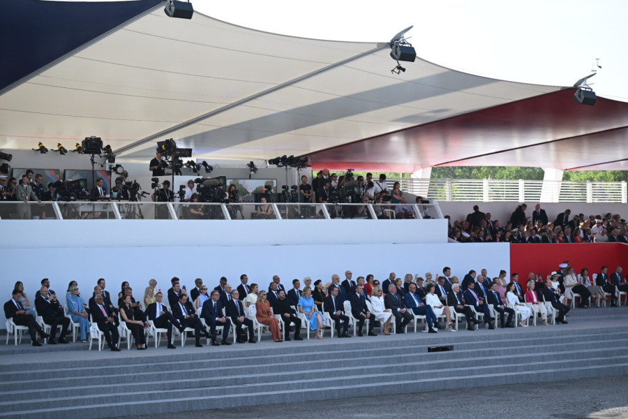 Velika čast za Srbiju: Vučić na vojnoj paradi u Parizu sedi u prvom redu FOTO