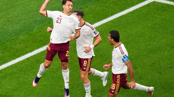 Španija drži čas – Francuzi bez udarca u gol?!