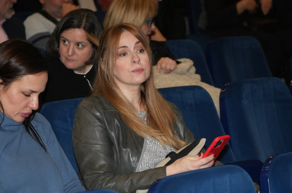 Još jedan udar na Bojanu Maljević jer ne želi da bude na "studentskoj listi"; Blokaderi joj posvetili pesmu