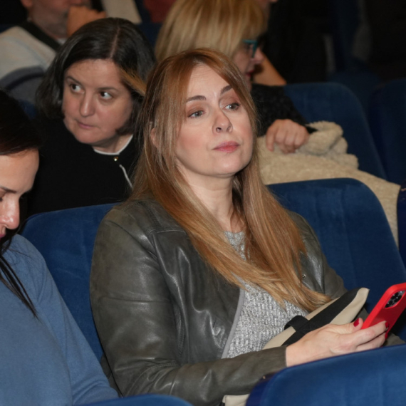 Još jedan udar na Bojanu Maljević jer ne želi da bude na "studentskoj listi"; Blokaderi joj posvetili pesmu