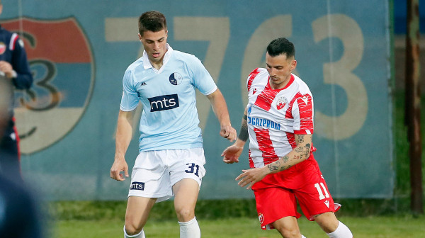 Zemun dovodi napadača pred Partizan