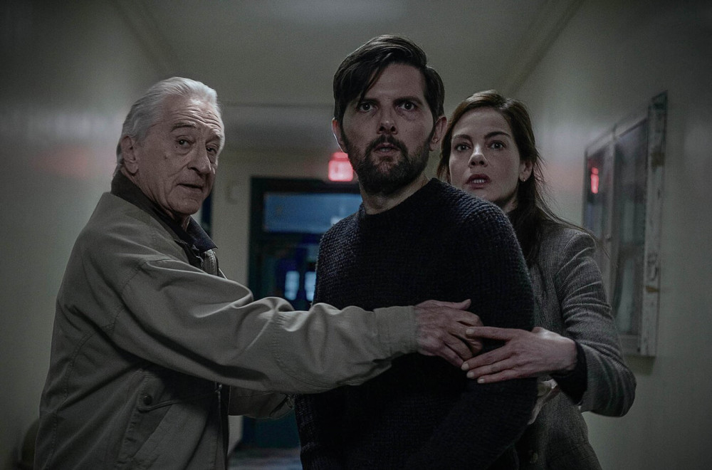 Netfliks objavio prvi trejler za psihološki triler sa Robertom de Nirom: Priča o otmici i serijskom ubici