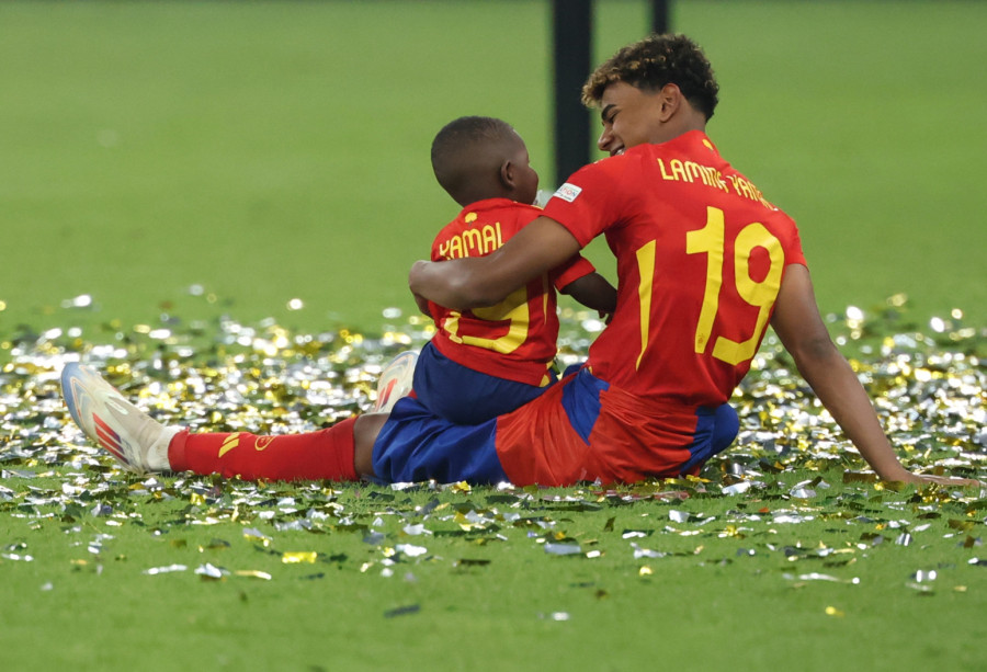 Nije dao nijedan gol, a o njemu priča ceo svet: Mali brat Lamina Jamala posatao senzacija Mundijala FOTO