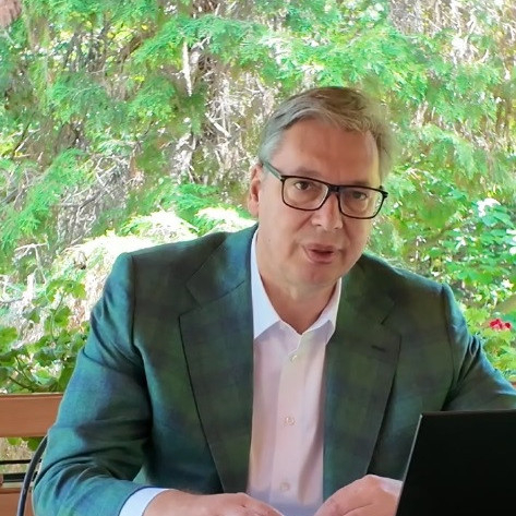 Vučić o platformi "Ko si, bre, ti": "Slušati ljude je najvažniji zadatak"; "Iz vaših prijava naučio sam mnogo"
