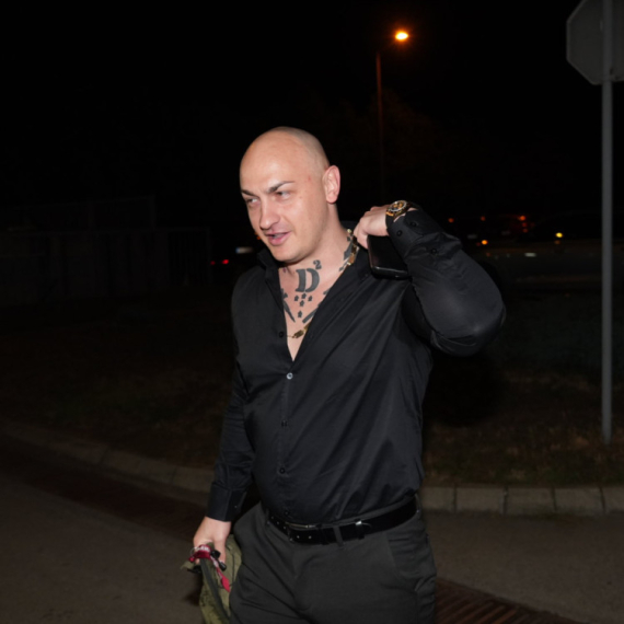 Desingerica završio u Hitnoj pomoći: Oglasio se nakon nastupa u Budvi