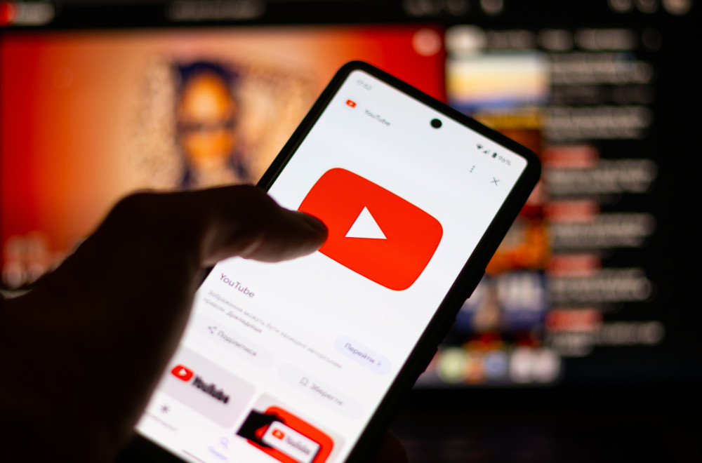 Bura zbog pesme srpskog pevača, tekst izazvao zabrinutost; Traži se zabrana VIDEO