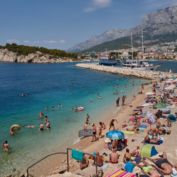 Policija upozorava sve koji letuju u Hrvatskoj: Ove stvari nikako ne ostavljajte bez nadzora