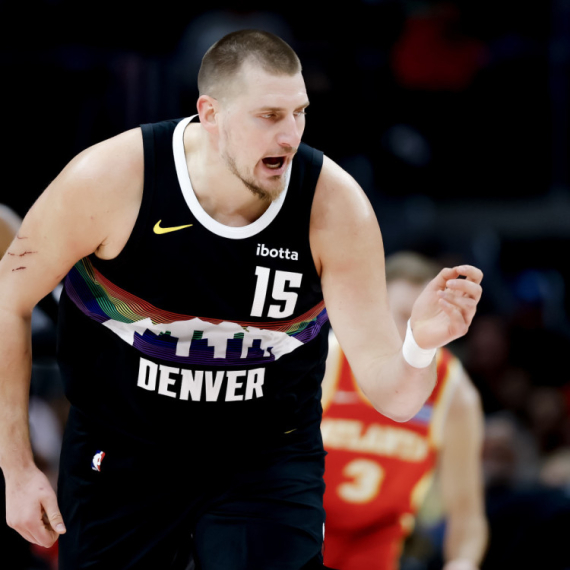 Denver traži zamenu za Jokića