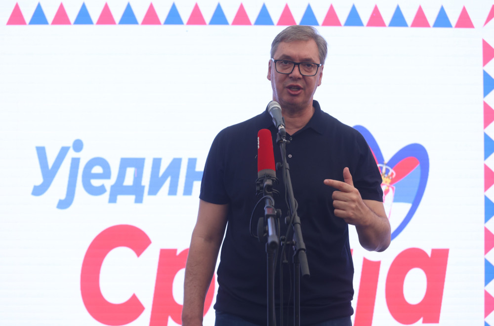 Vučić osudio napad na penzionera u Subotici: "Kad smo bili klinci, ustajali smo starijima"