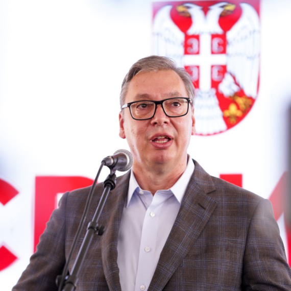Vučić otkrio tačan datum kada će novac leći na račune građana Srbije