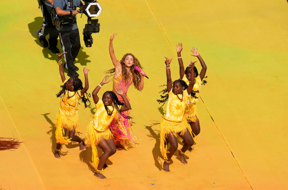 I fudbalske i muzičke zvezde: Šou na poluvremenu Mundijala sve digao na noge FOTO
