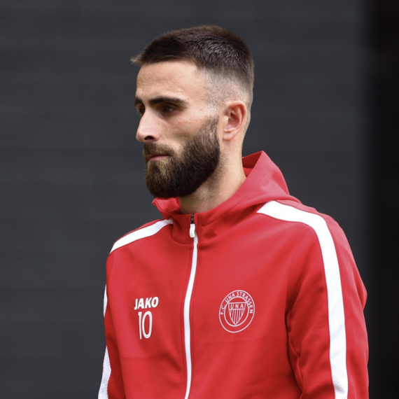 Zatvorski čuvar stiže u Humsku: "Odmalena navijam za Partizan!"