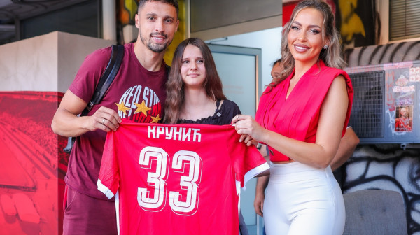 FK Crvena zvezda i Fondacija Mozzart za porodicu sa Kosova i Metohije