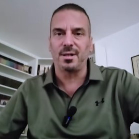 Laž dana; Piper: "Zastrašujuća poruka blokaderskog novinara Aleksandra Dikića" VIDEO