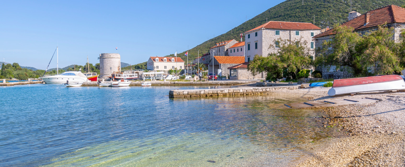 Kupači upozoreni: Na plaži u Hrvatskoj more zagađeno fekalijama, kupanje nije bezbedno