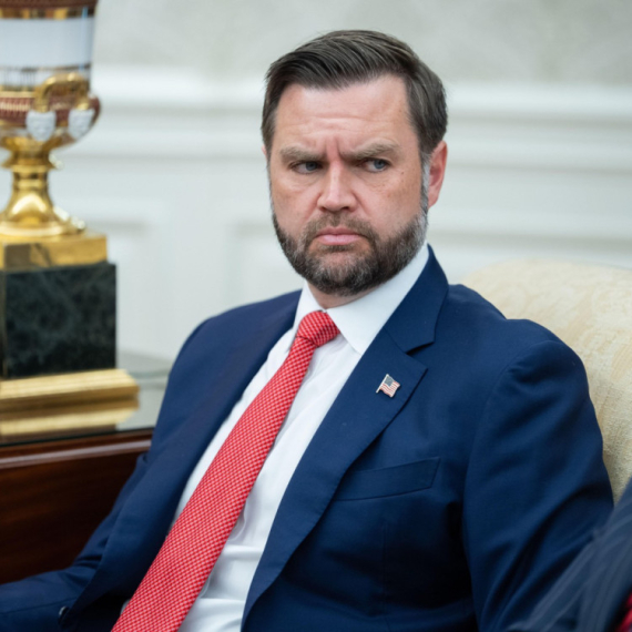 Agent Tajne službe suspendovan nakon curenja informacija o Vensu