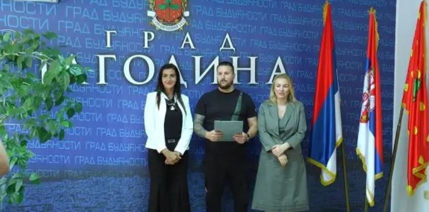 Dalibor Marković Palma nastavlja brigu o izbeglim i raseljenim licima: Dve porodice dobile krov nad glavom