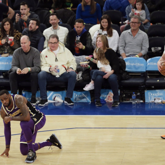 Lebron blokira Hezonjin povratak u NBA!