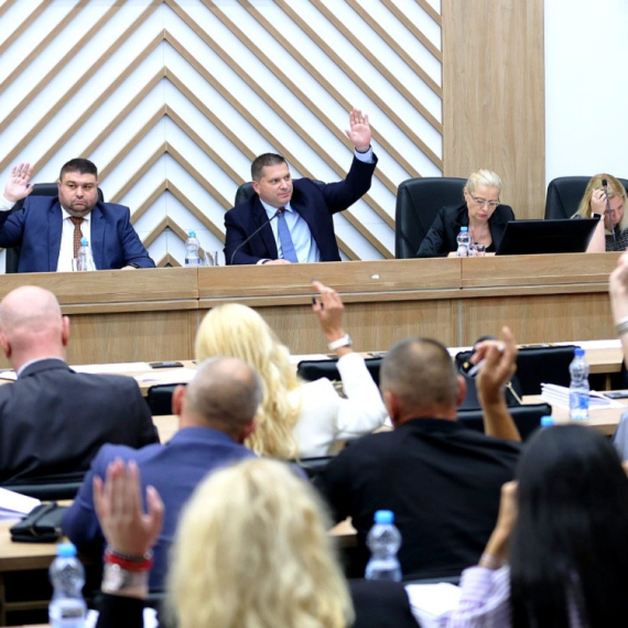 Beograđani zadržavaju subvencije za komunalne usluge: U Skupštini Grada usvojeno svih osam tačaka