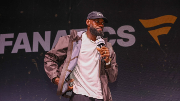 Lebron objasnio najveću odluku u karijeri: "Ovo nije zbog novca"