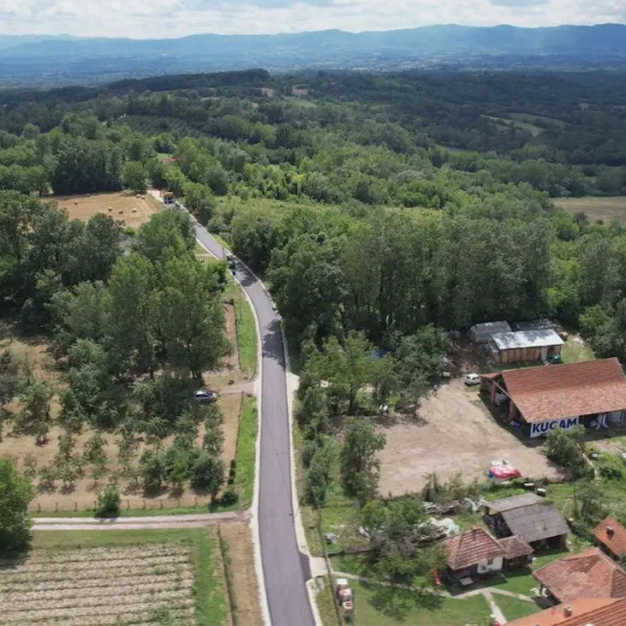 Najlepša slika iz srpskog sela: Ilijak kod Čačka pun života; Meštani dočekali ono što su godinama želeli FOTO