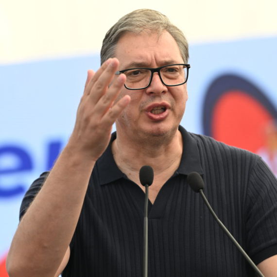 Vučić o blokaderima: "Ako pobedite, čestitaćemo vam, a hoćete li vi pružiti ruku ako vas pobedimo?"