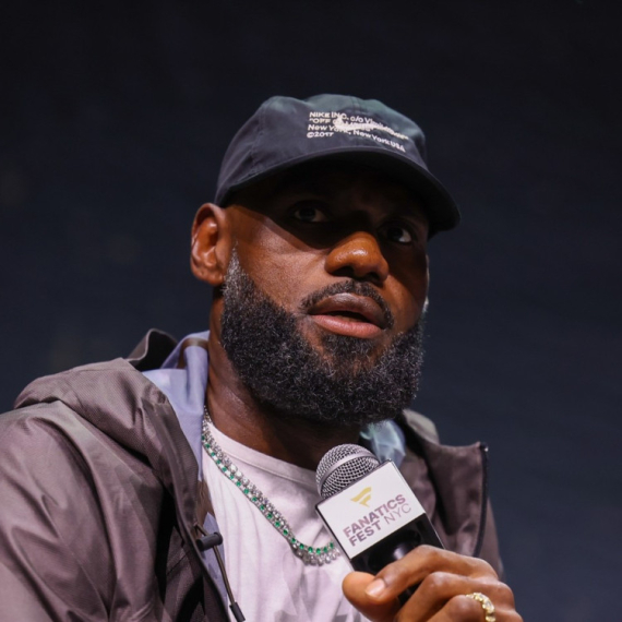 Lebron će igrati za Filadelfiju, ali neće tamo živeti